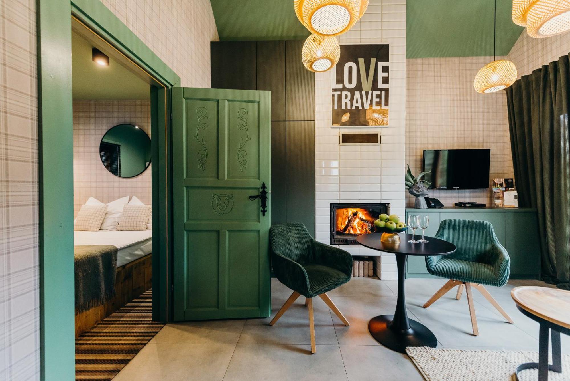 Hotel Bacowka Radawa & Spa Kültér fotó